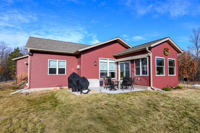 $1,100,000 | N4084 10th Drive, Montello, WI 53949