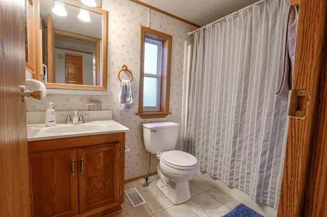 $1,100,000 | N4084 10th Drive, Montello, WI 53949