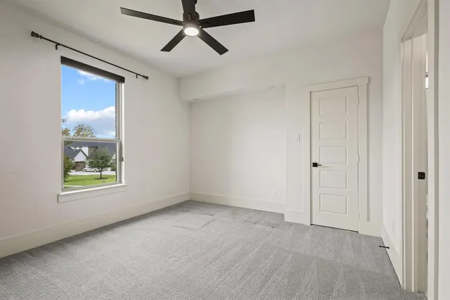 $729,999 | 3720 Parkwood Lane, Denison, TX 75020