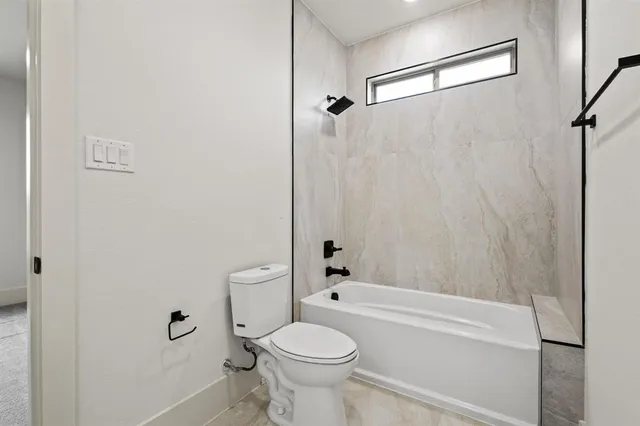 $729,999 | 3720 Parkwood Lane, Denison, TX 75020