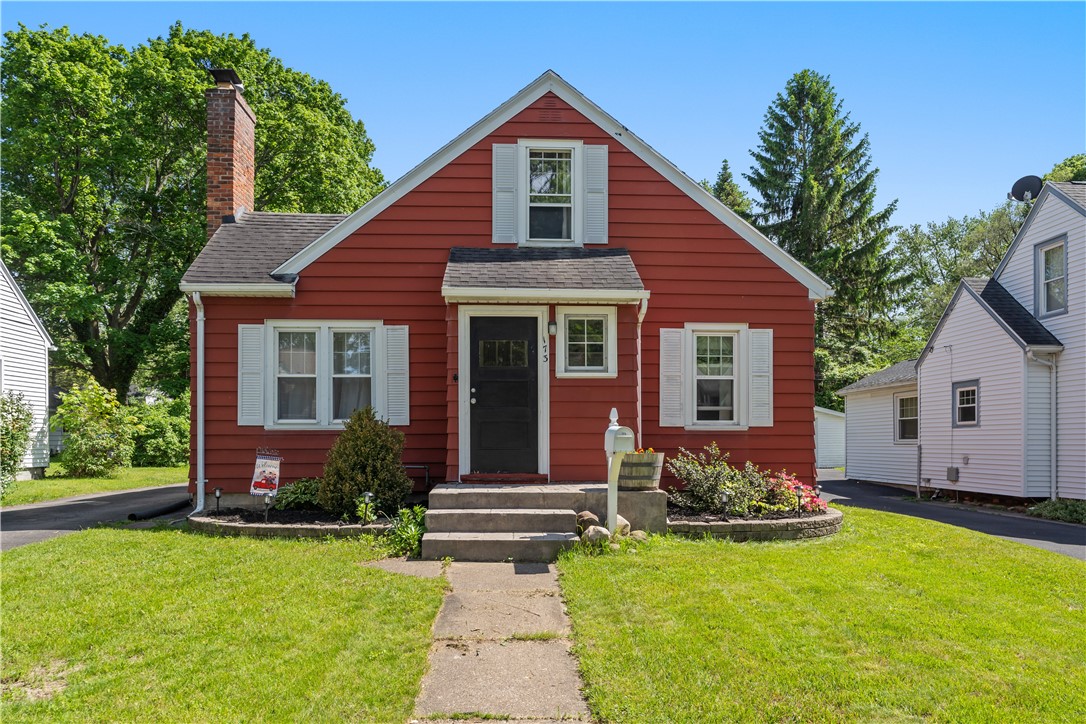 173 Coolidge Road Irondequoit, NY 14622 - Photo 1 of 46