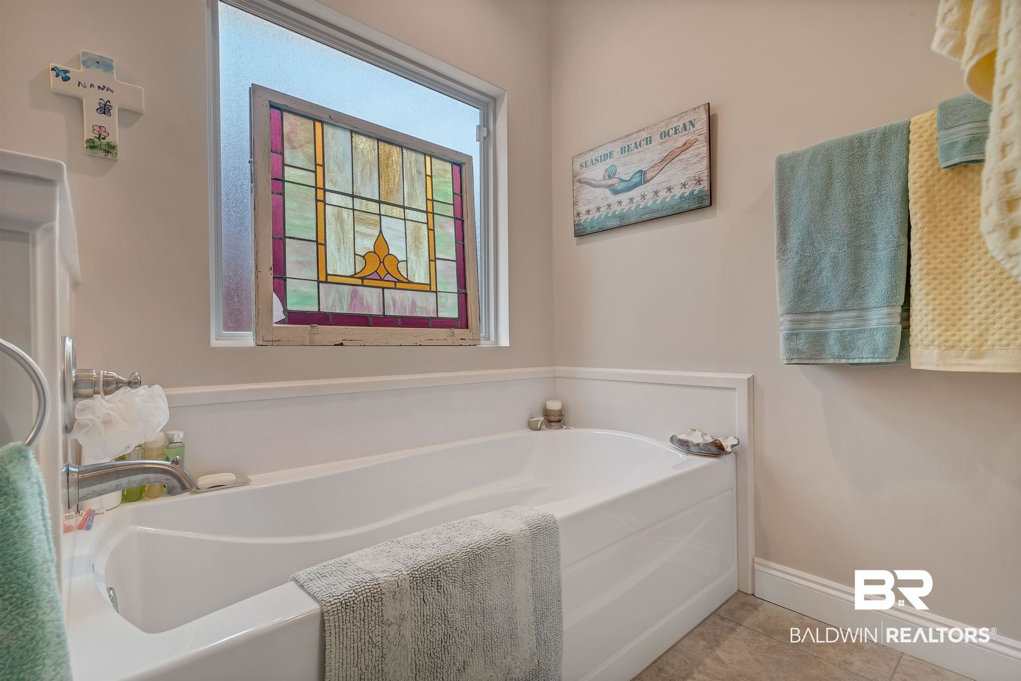 207 Divot Loop Fairhope, AL 36532 - Photo 17 of 27 Master Bathroom
