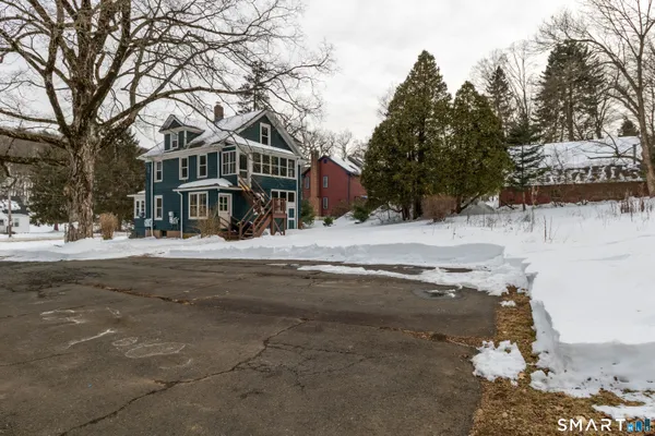 $1,800 | 63 Main Street, Middlefield, CT 06481