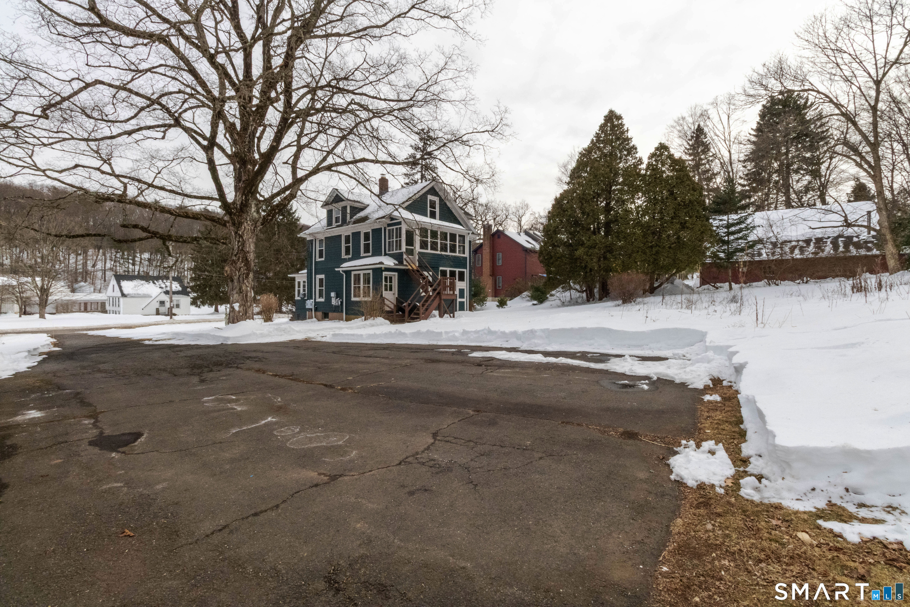 63 Main Street Rockfall, CT 06481 - Photo 4 of 33