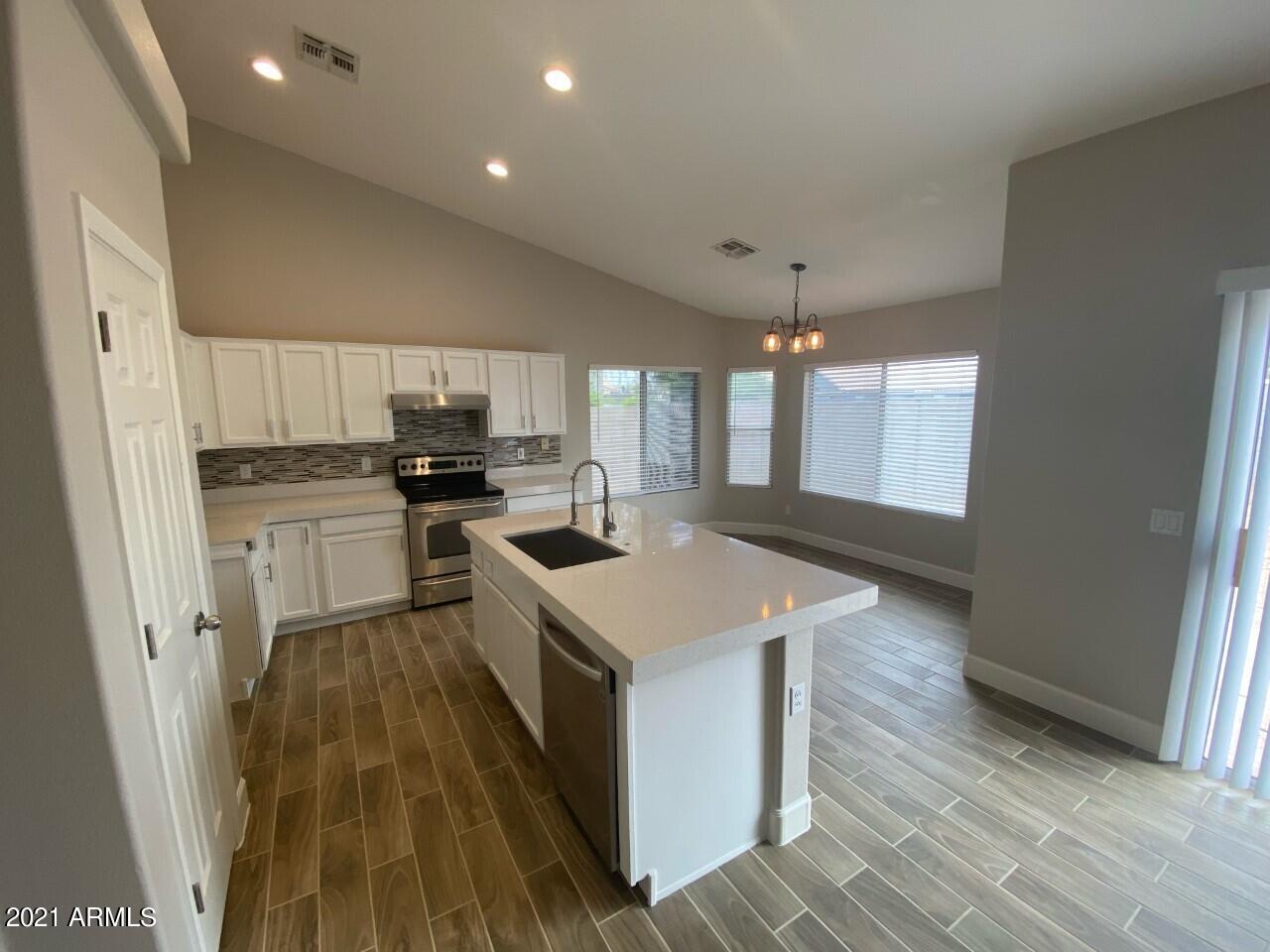 8572 West Granada Road Phoenix, AZ 85037 - Photo 11 of 32 thumbnail_image8
