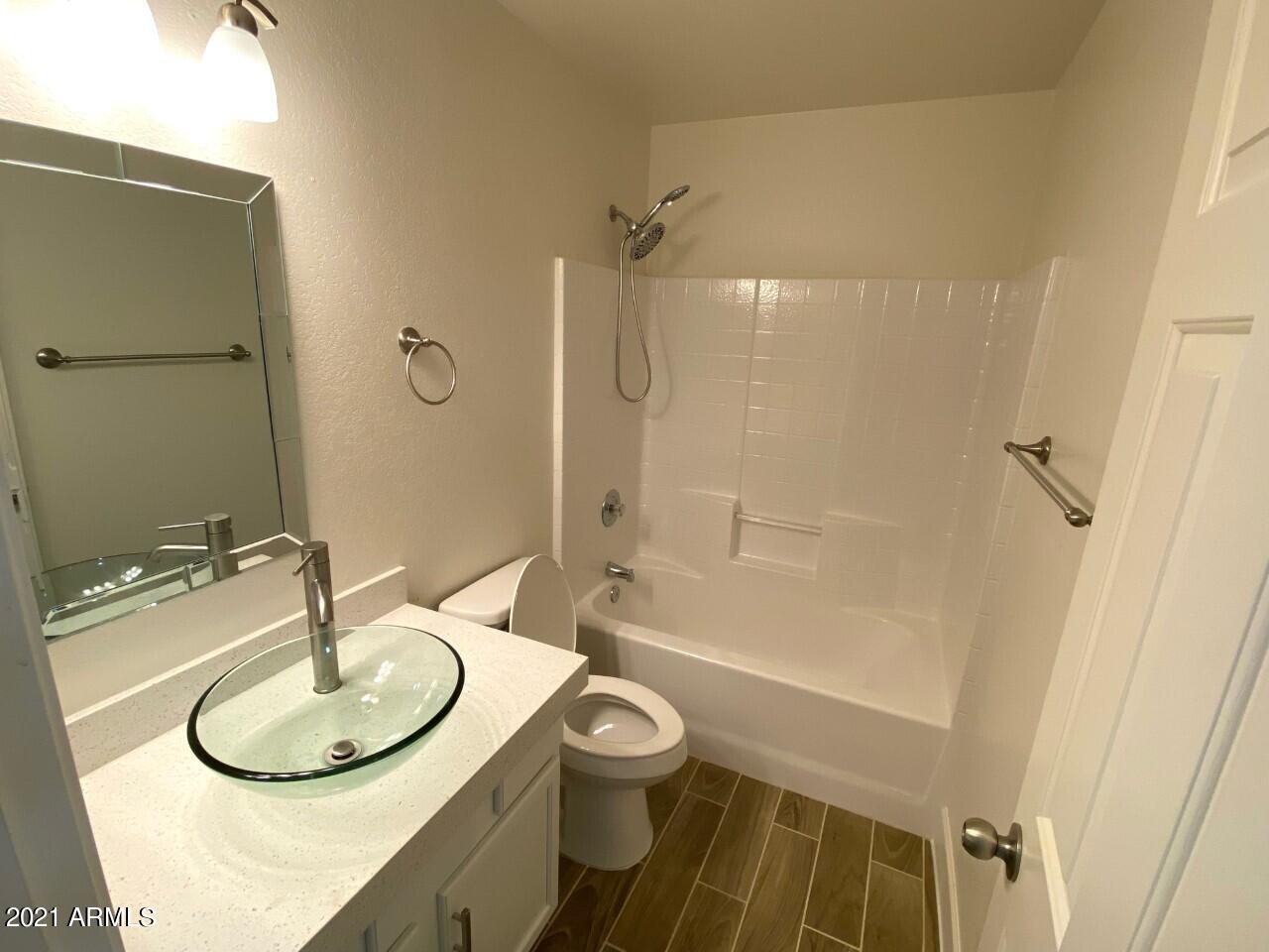 8572 West Granada Road Phoenix, AZ 85037 - Photo 12 of 32 thumbnail_image3 (2)