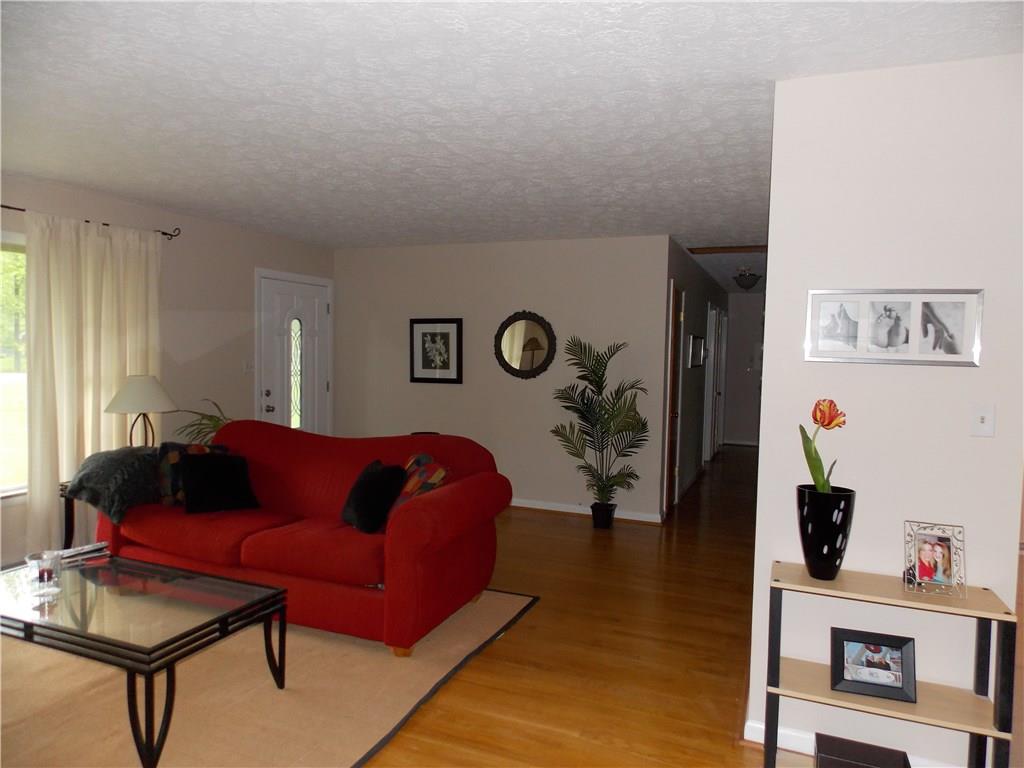 6926 Hague Road Indianapolis, IN 46256 - Photo 11 of 20 Gallery Image 11