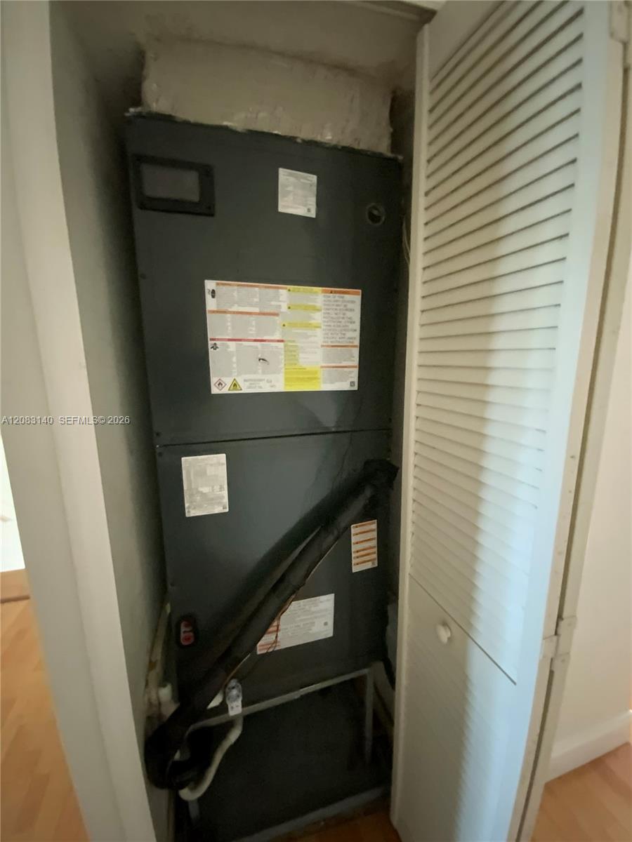 6528 Southwest 158th Pass Miami, FL 33193 - Photo 17 of 33 Gallery Image 17