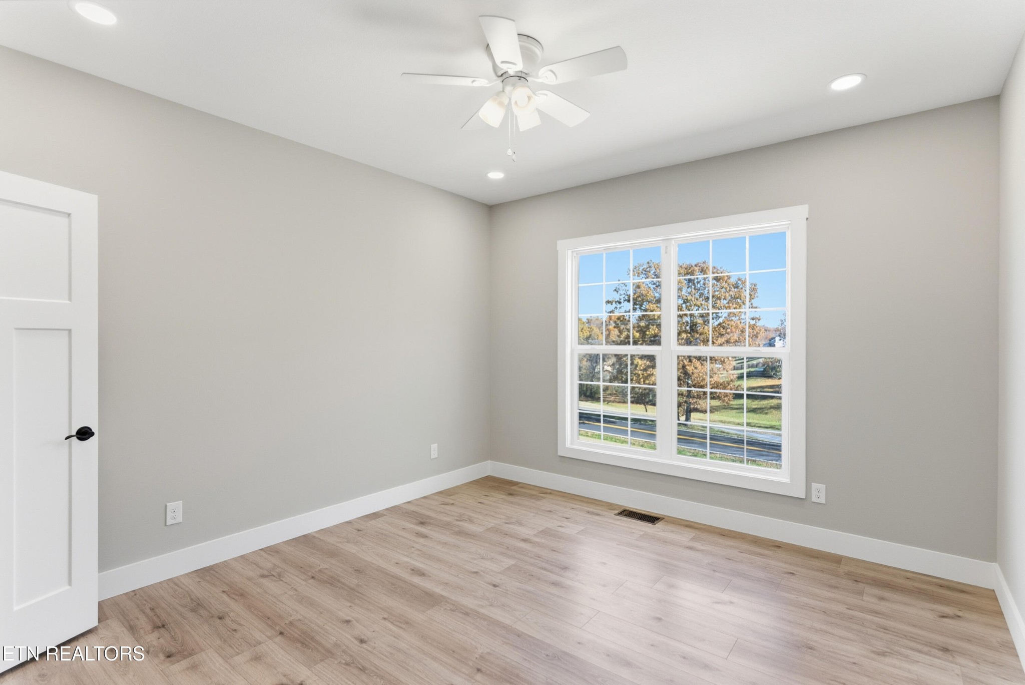 153 Washita Lane Rutledge, TN 37861 - Photo 25 of 44 wooden floor in an empty room with a window