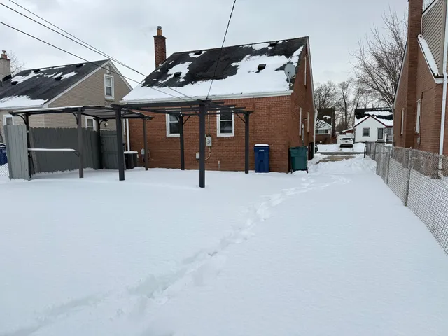 $179,900 | 844 Harrison Boulevard, Lincoln Park, MI 48146