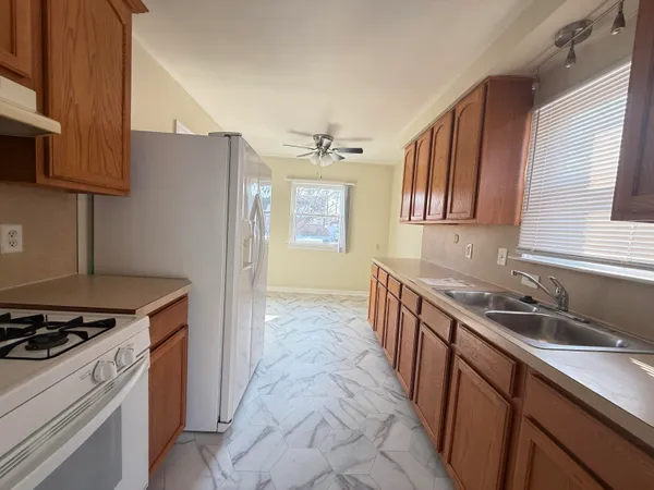 $170,000 | 844 Harrison Boulevard, Lincoln Park, MI 48146