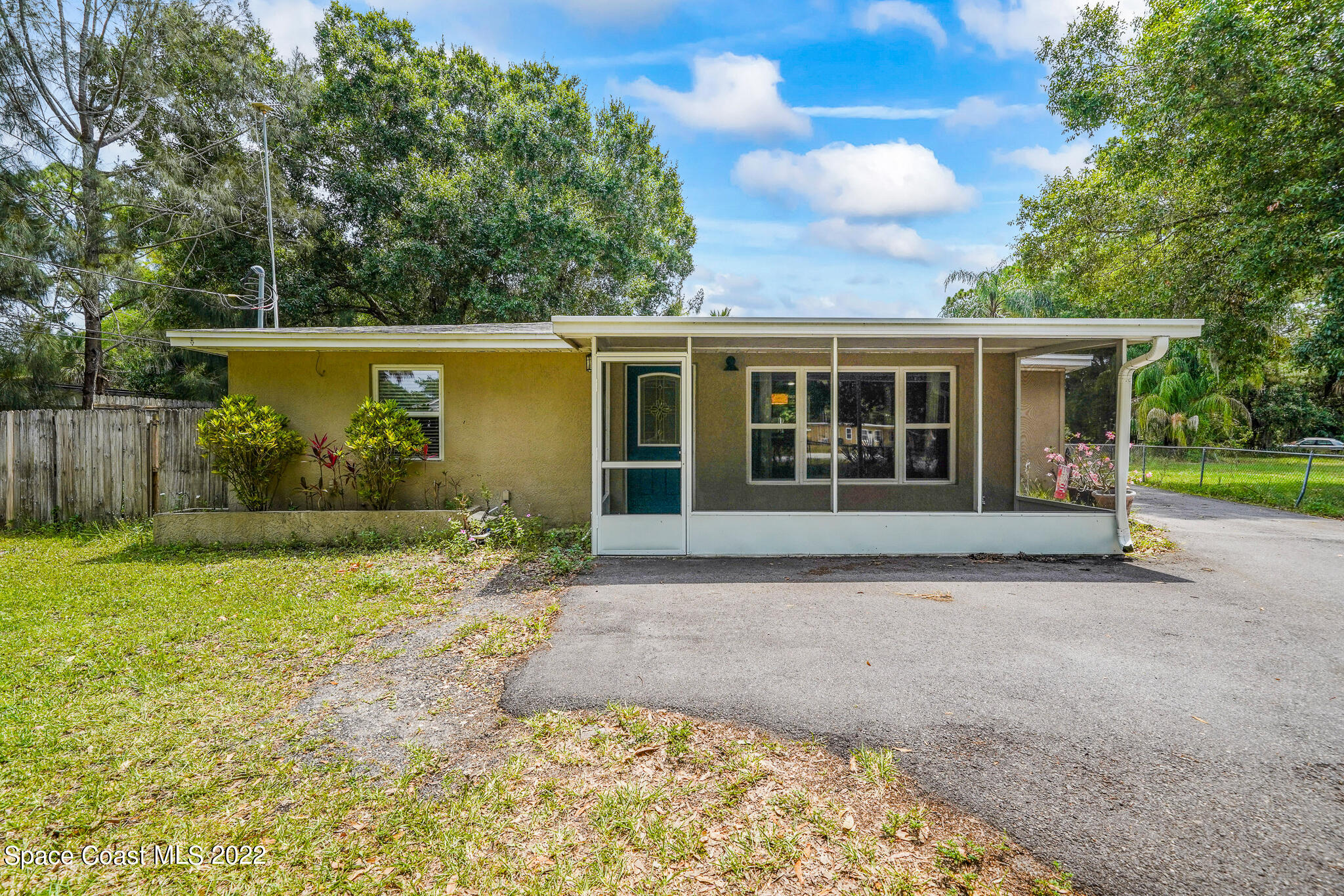 236 Northwest Valencia Road Melbourne, FL 32904 - Photo 1 of 22 01-untitled-1