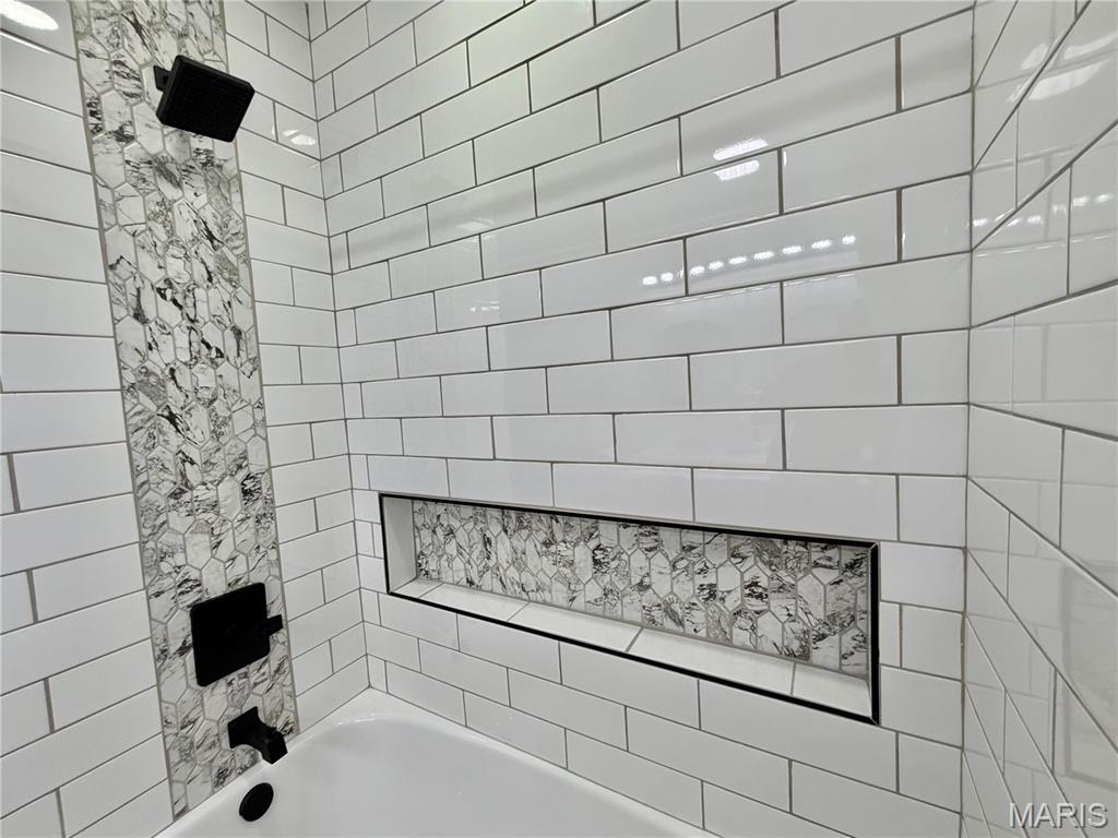 722 Highway 40 Troy, IL 62294 - Photo 19 of 35 Gallery Image 19