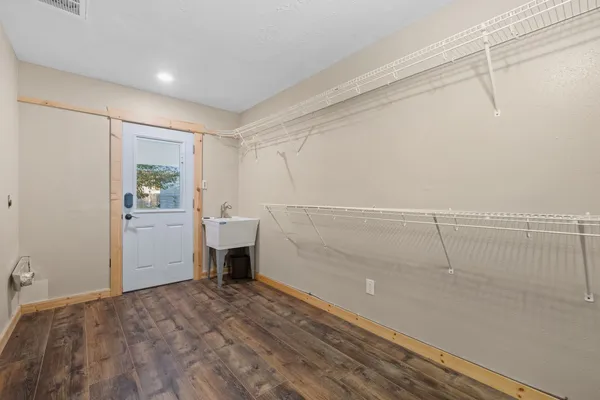 $330,000 | 241 Bluff Drive, Livingston, TX 77351