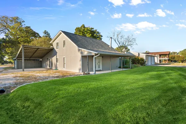 $330,000 | 241 Bluff Drive, Livingston, TX 77351