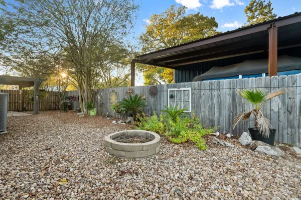 $330,000 | 241 Bluff Drive, Livingston, TX 77351