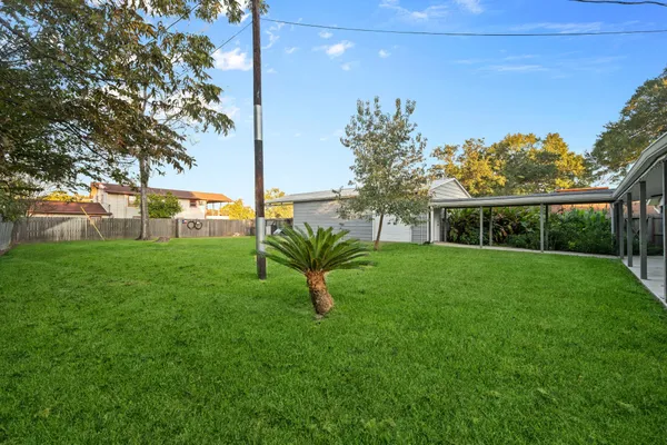 $330,000 | 241 Bluff Drive, Livingston, TX 77351