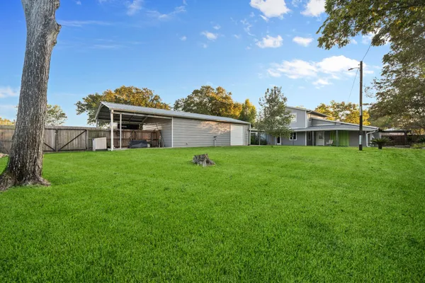 $330,000 | 241 Bluff Drive, Livingston, TX 77351