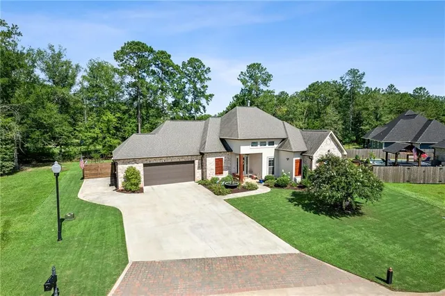 $479,500 | 23205 Audubon Lakes Boulevard, Robert, LA 70455