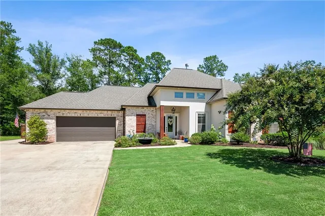 $479,500 | 23205 Audubon Lakes Boulevard, Robert, LA 70455
