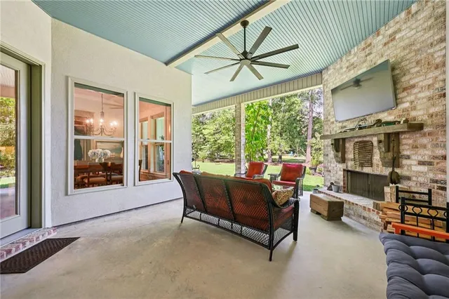 $479,500 | 23205 Audubon Lakes Boulevard, Robert, LA 70455