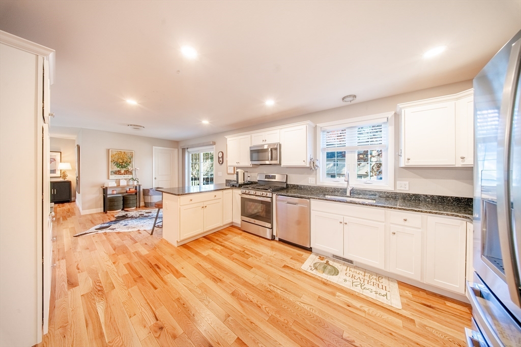 83 Standish Road Haverhill, MA 01832 - Photo 12 of 42 Gallery Image 12