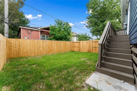 $1,599 | 5125 Jezebel Street, Unit B, Houston, TX 77033