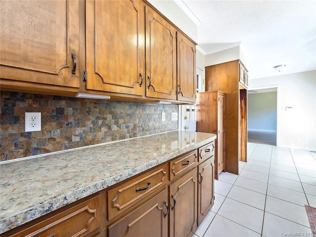 1290 Mollys Backbone Road Catawba, NC 28609 - Photo 12 of 42 Gallery Image 12