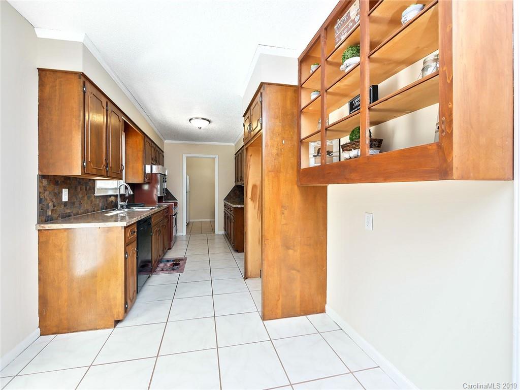 1290 Mollys Backbone Road Catawba, NC 28609 - Photo 8 of 42 Gallery Image 8