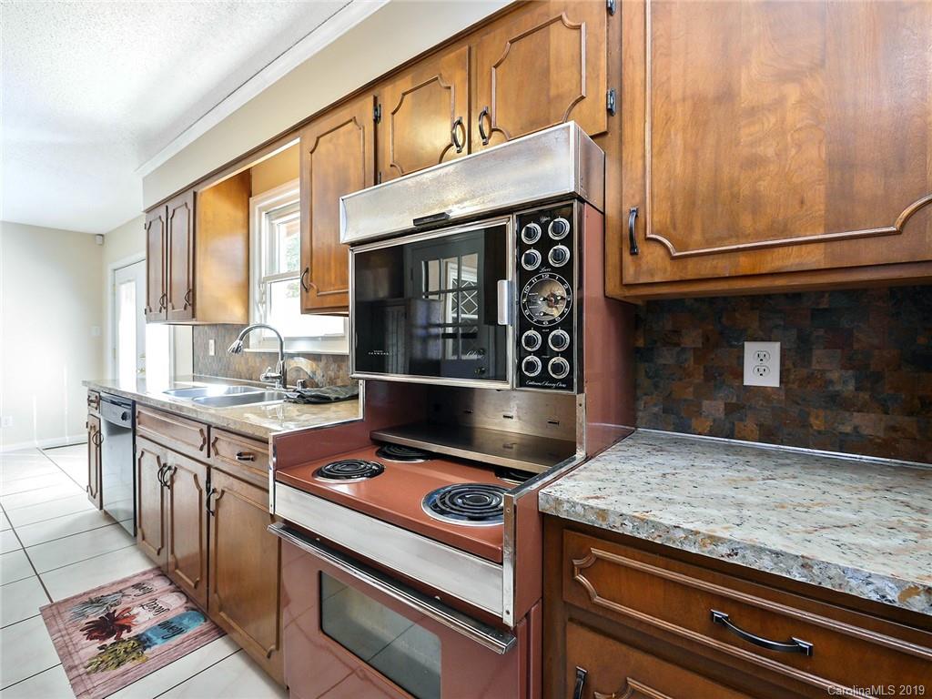 1290 Mollys Backbone Road Catawba, NC 28609 - Photo 10 of 42 Gallery Image 10