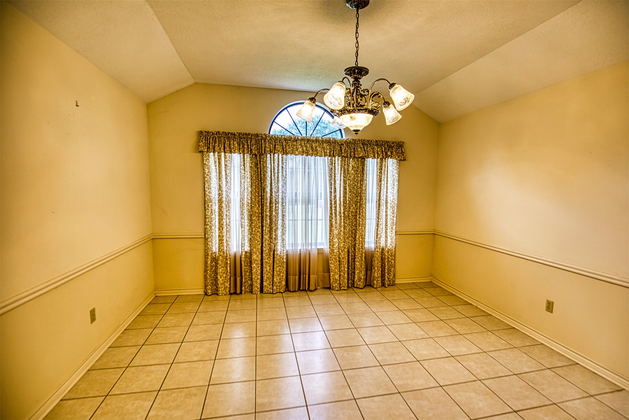 655 Farmers Road Brenham, TX 77833 - Photo 15 of 36