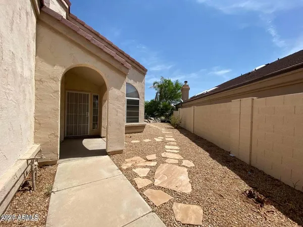 $2,750 | 1406 West Lake Mirage Court, Gilbert, AZ 85233