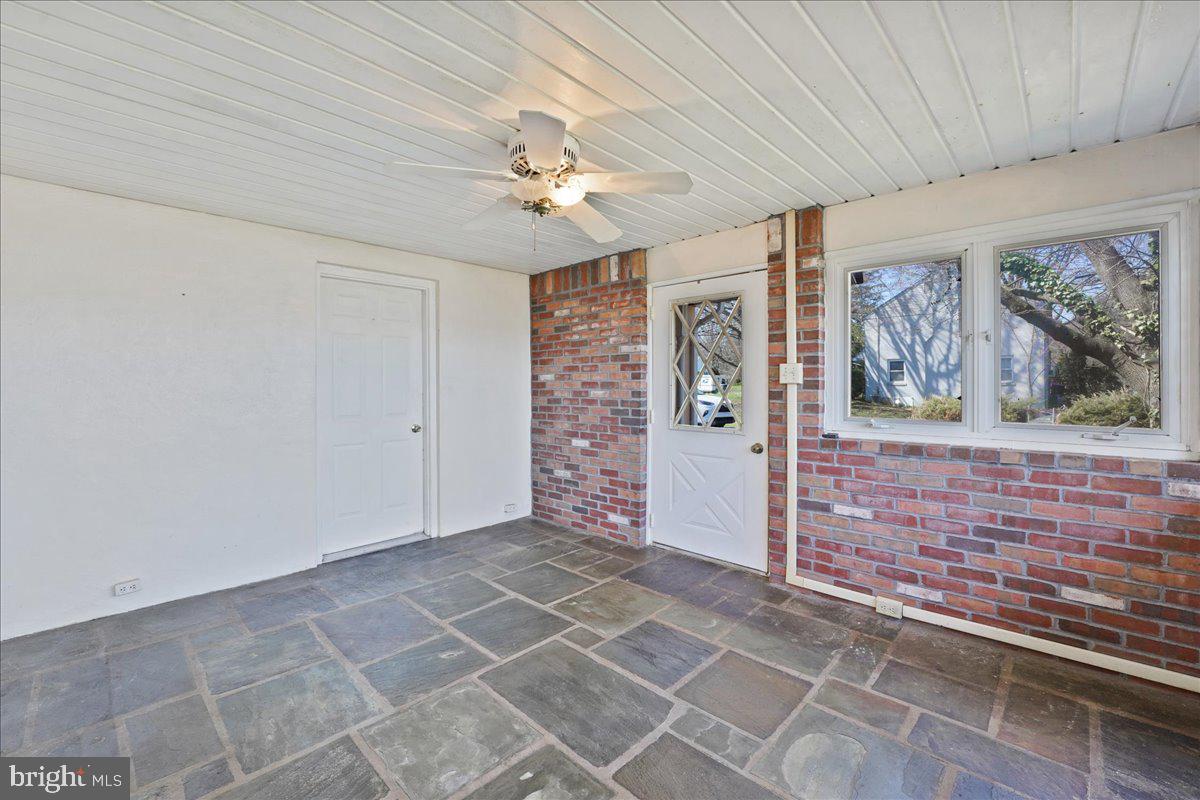 1647 Robin Road Coatesville, PA 19320 - Photo 29 of 35 Gallery Image 29