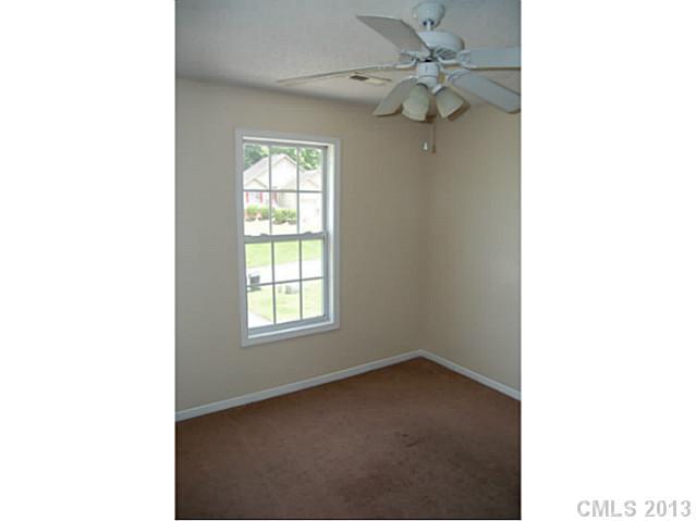 1395 Mistletoe Ridge Place Northwest Concord, NC 28027 - Photo 9 of 16 Gallery Image 9