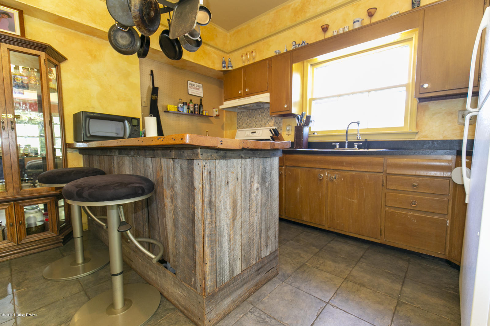 52 Warren Road Louisville, KY 40206 - Photo 11 of 36 _REP6931