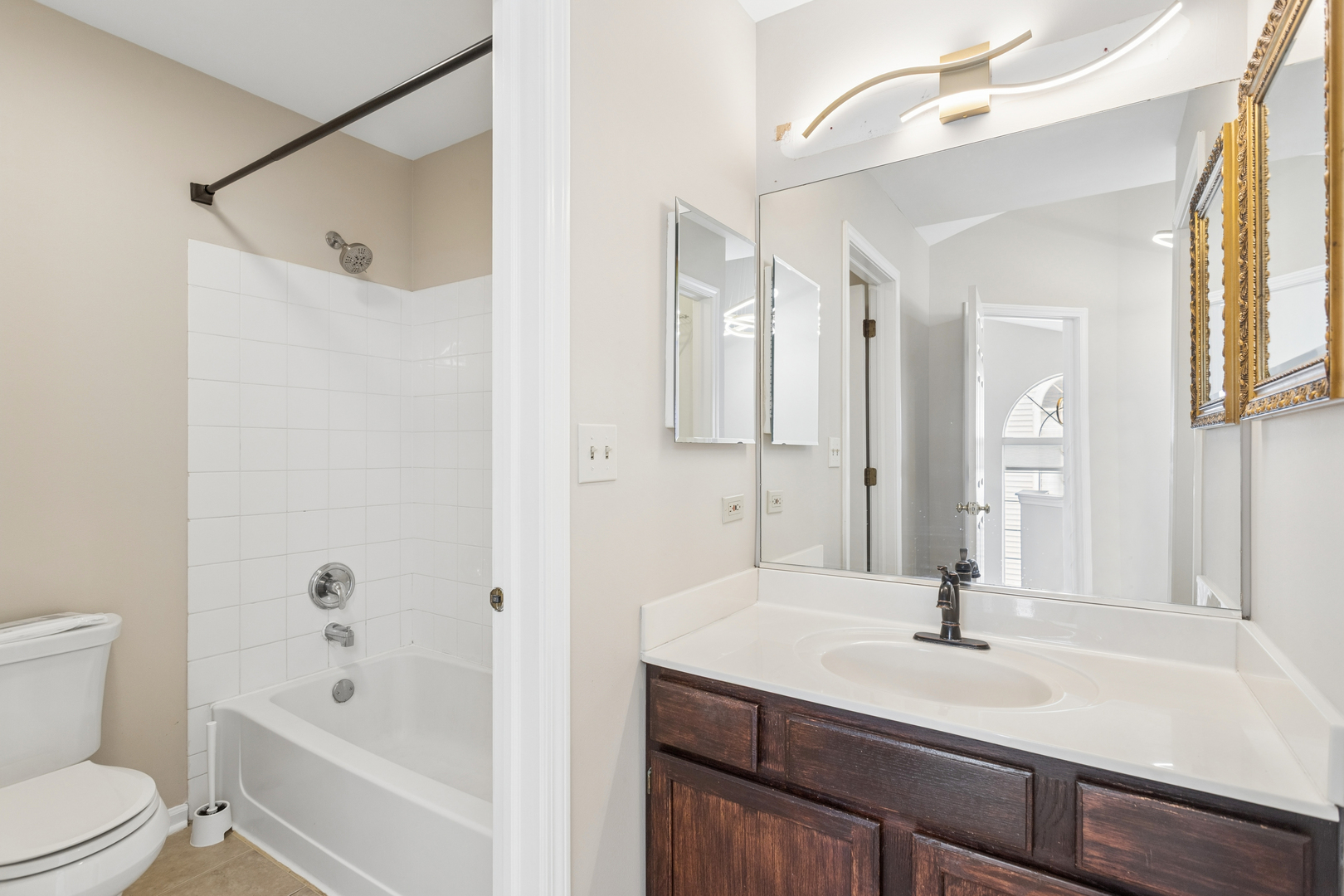 8167 Ripple Ridge Darien, IL 60561 - Photo 9 of 14