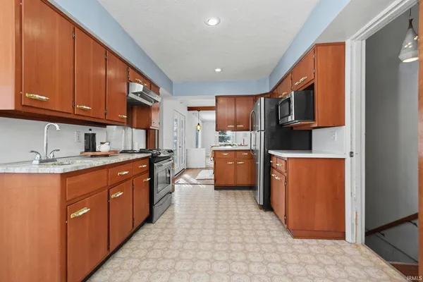 $389,900 | 3138 West 150 South, Warsaw, IN 46580