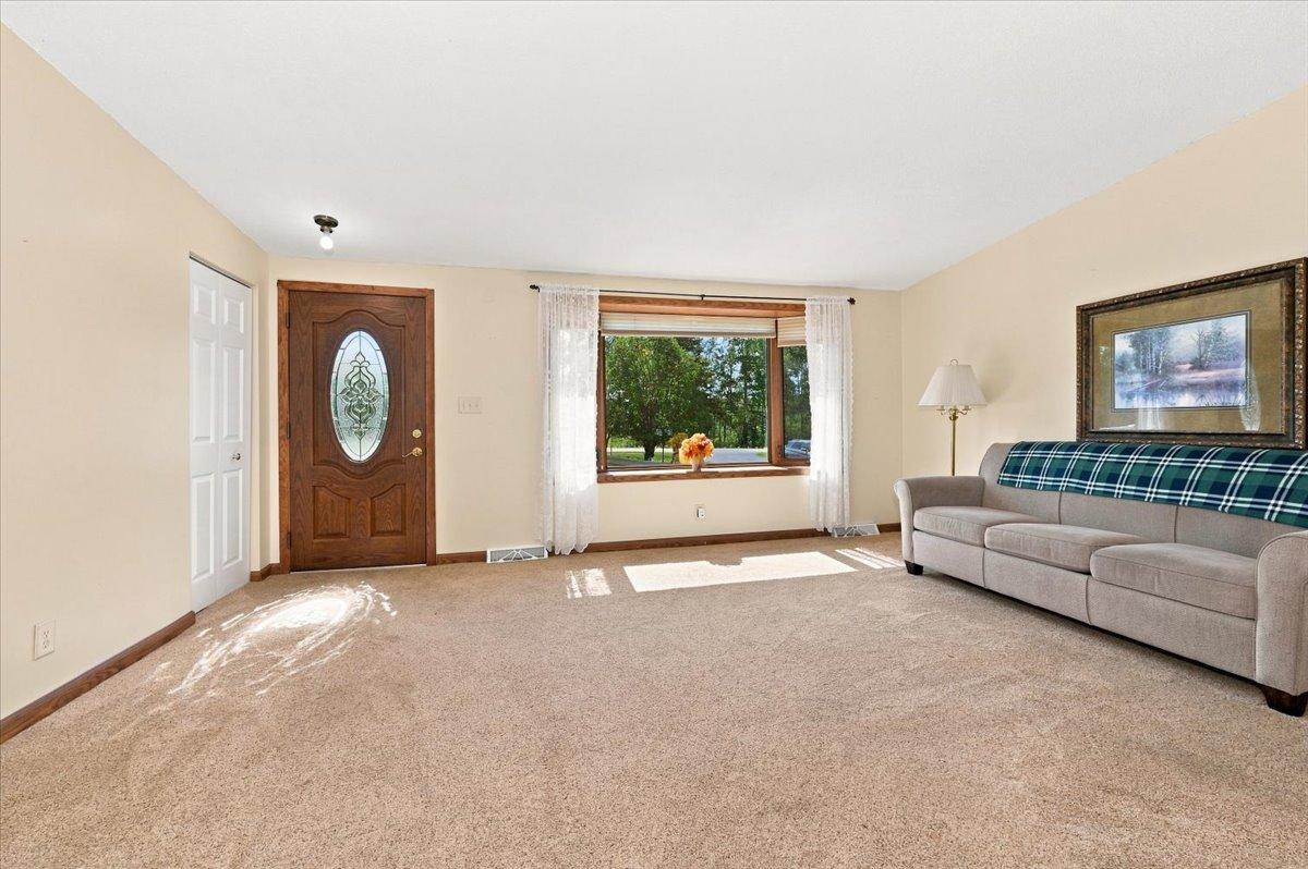 4305 West Beyer Road Duluth, MN 55803 - Photo 7 of 38 Gallery Image 7