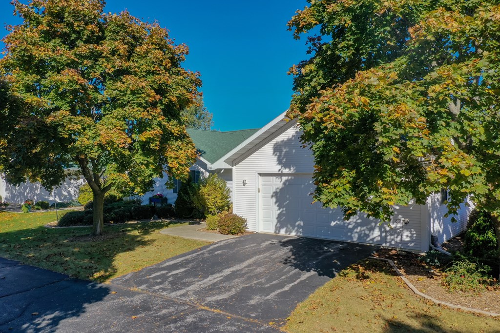 7842 Eames Farm Road, Unit X2 Egg Harbor, WI 54209 - Photo 34 of 40