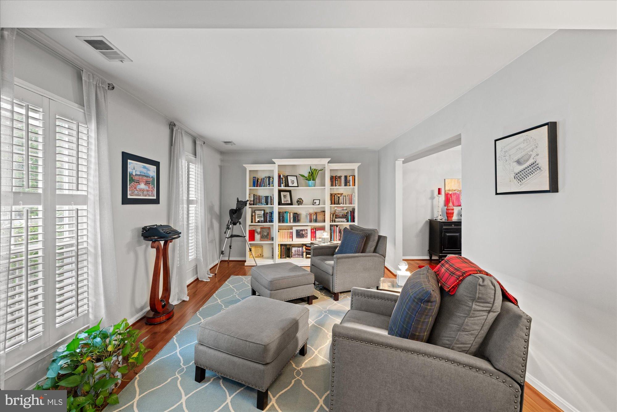 7204 Racepoint Way Alexandria, VA 22315 - Photo 12 of 56 Gallery Image 12