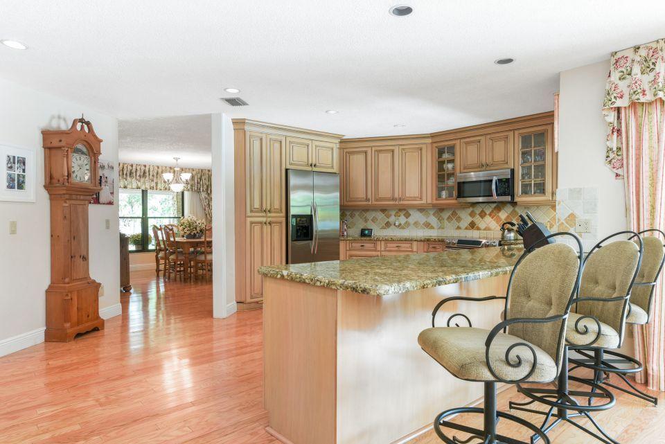6438 Gun Club Road West Palm Beach, FL 33415 - Photo 17 of 44 Kitchen 05
