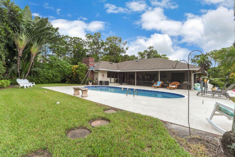 6438 Gun Club Road West Palm Beach, FL 33415 - Photo 23 of 44 Rear 03