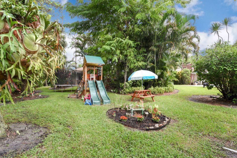 6438 Gun Club Road West Palm Beach, FL 33415 - Photo 24 of 44 Rear 01