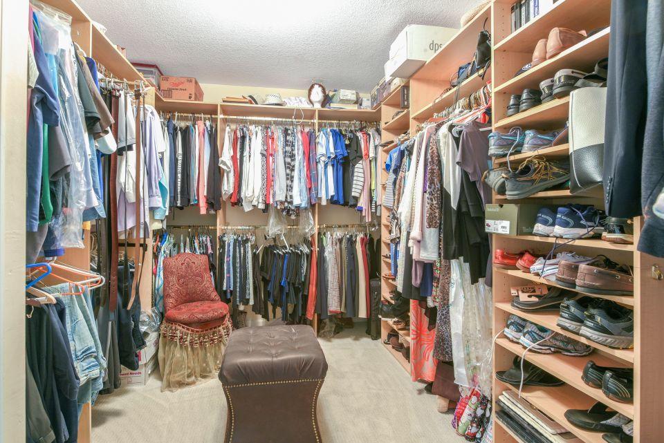 6438 Gun Club Road West Palm Beach, FL 33415 - Photo 33 of 44 Dressing 01