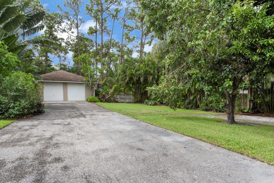 6438 Gun Club Road West Palm Beach, FL 33415 - Photo 41 of 44 Rear 05