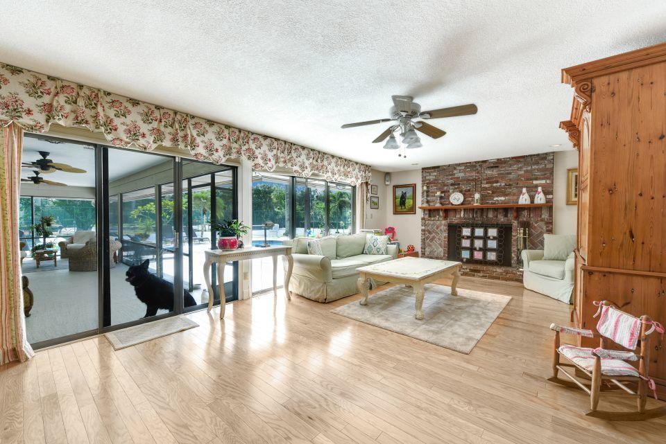 6438 Gun Club Road West Palm Beach, FL 33415 - Photo 9 of 44 Living 05