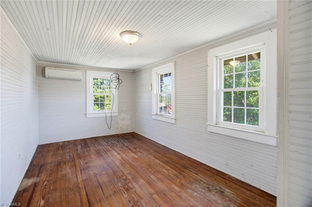300 New Street High Point, NC 27260 - Photo 22 of 31 Gallery Image 22