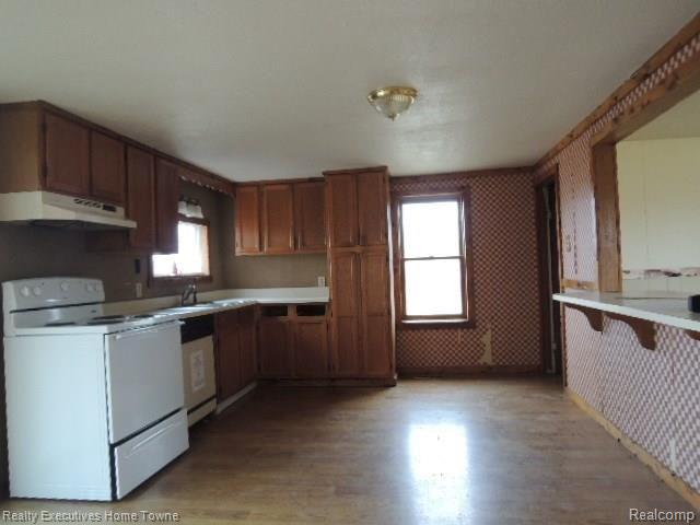 36900 Weber Road Richmond, MI 48062 - Photo 16 of 21 Case # 261-935805 Kitchen angle 3.jpg