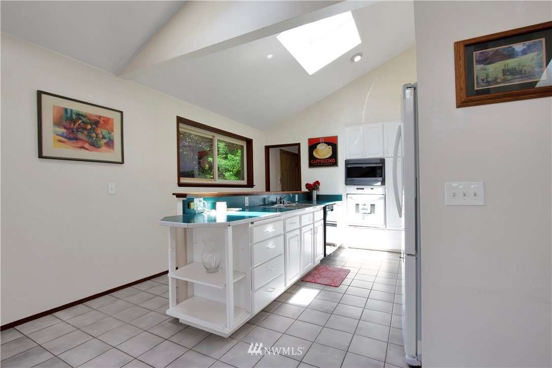 14550 Madrona Road Southwest Port Orchard, WA 98367 - Photo 12 of 38 Gallery Image 12