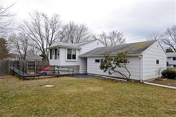 4 Todd Road Woburn, MA 01801 - Photo 2 of 14 Gallery Image 2